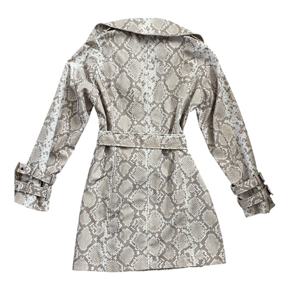 Dennis by Dennis Basso Python Snake Print Vinyl Trench Coat Satin - Picture 2 of 7
